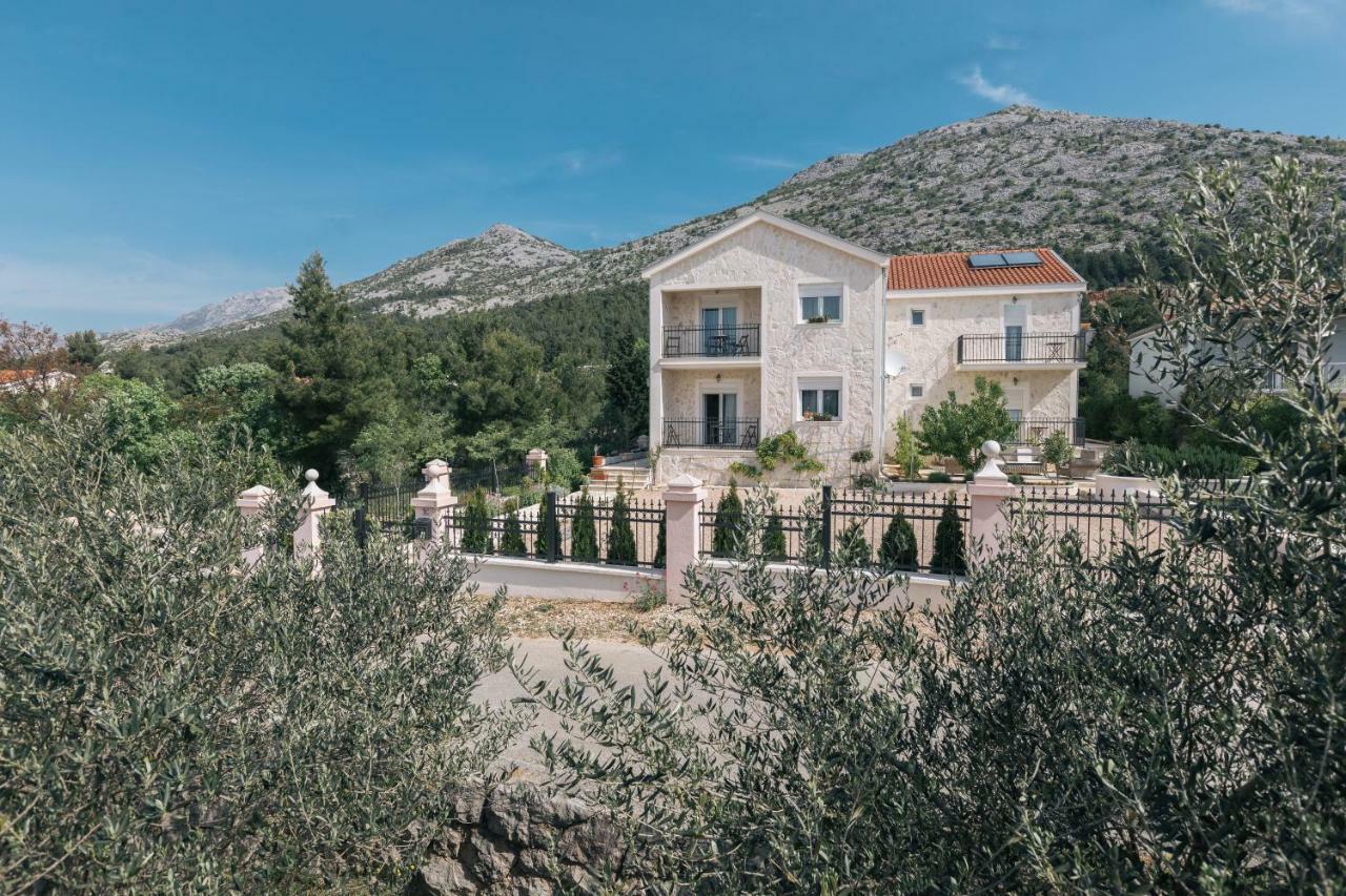 Apartamento Hedon-Stone Starigrad Paklenica Exterior foto