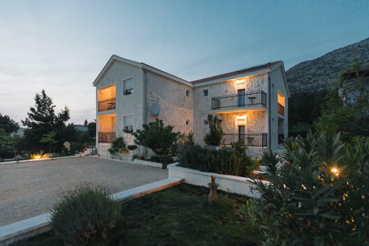 Apartamento Hedon-Stone Starigrad Paklenica Exterior foto