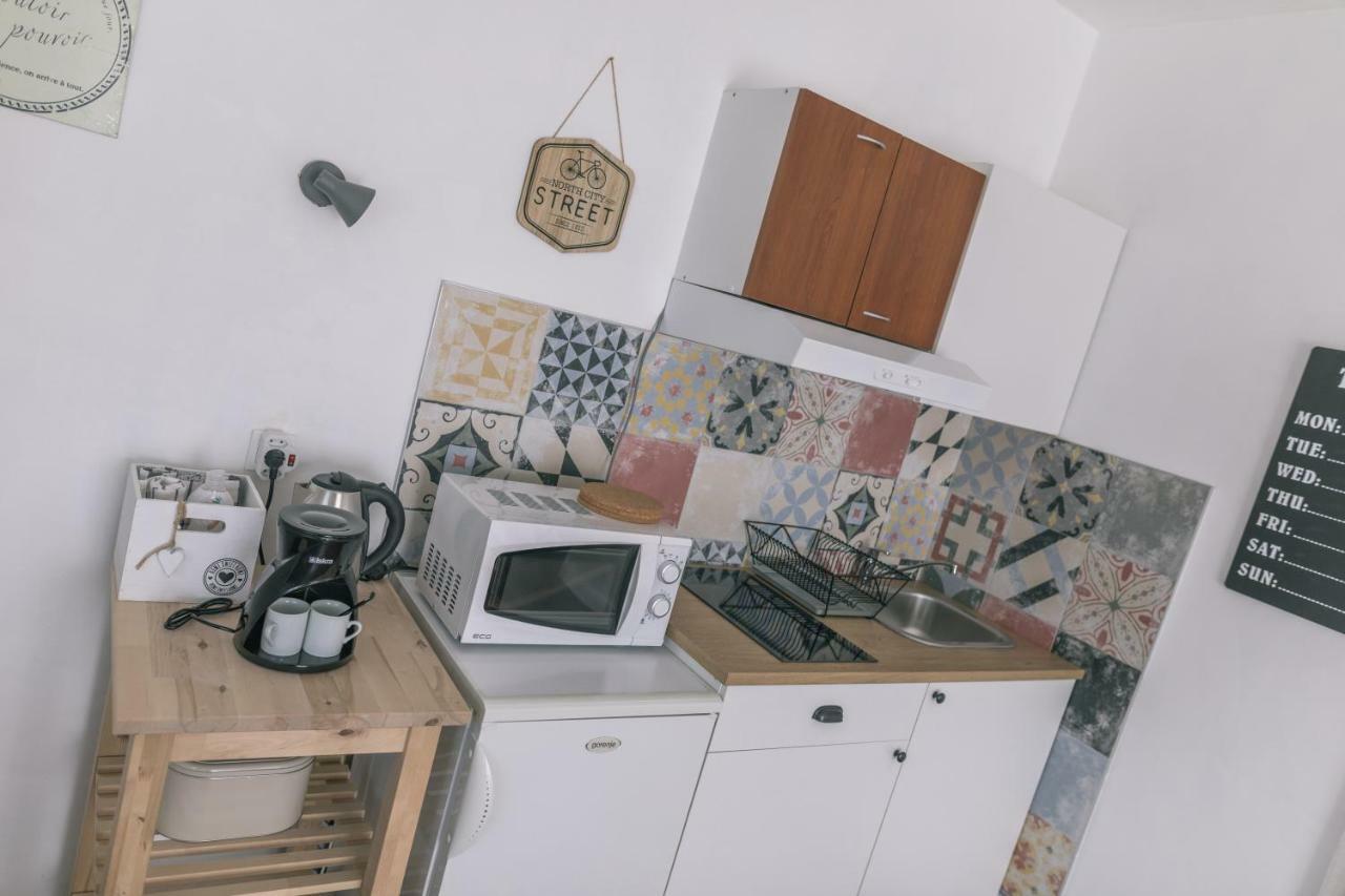Apartamento Hedon-Stone Starigrad Paklenica Exterior foto