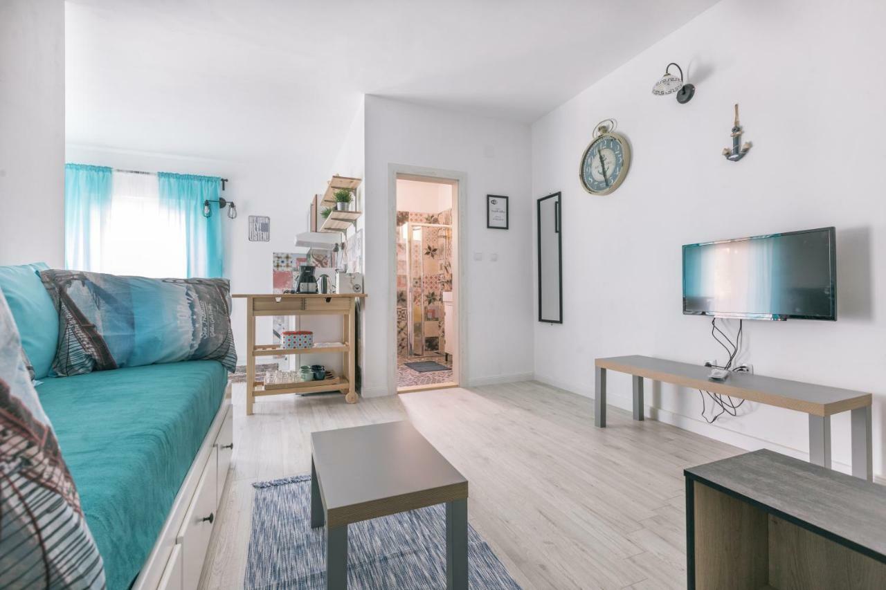 Apartamento Hedon-Stone Starigrad Paklenica Exterior foto