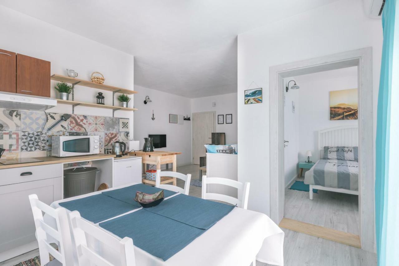 Apartamento Hedon-Stone Starigrad Paklenica Exterior foto