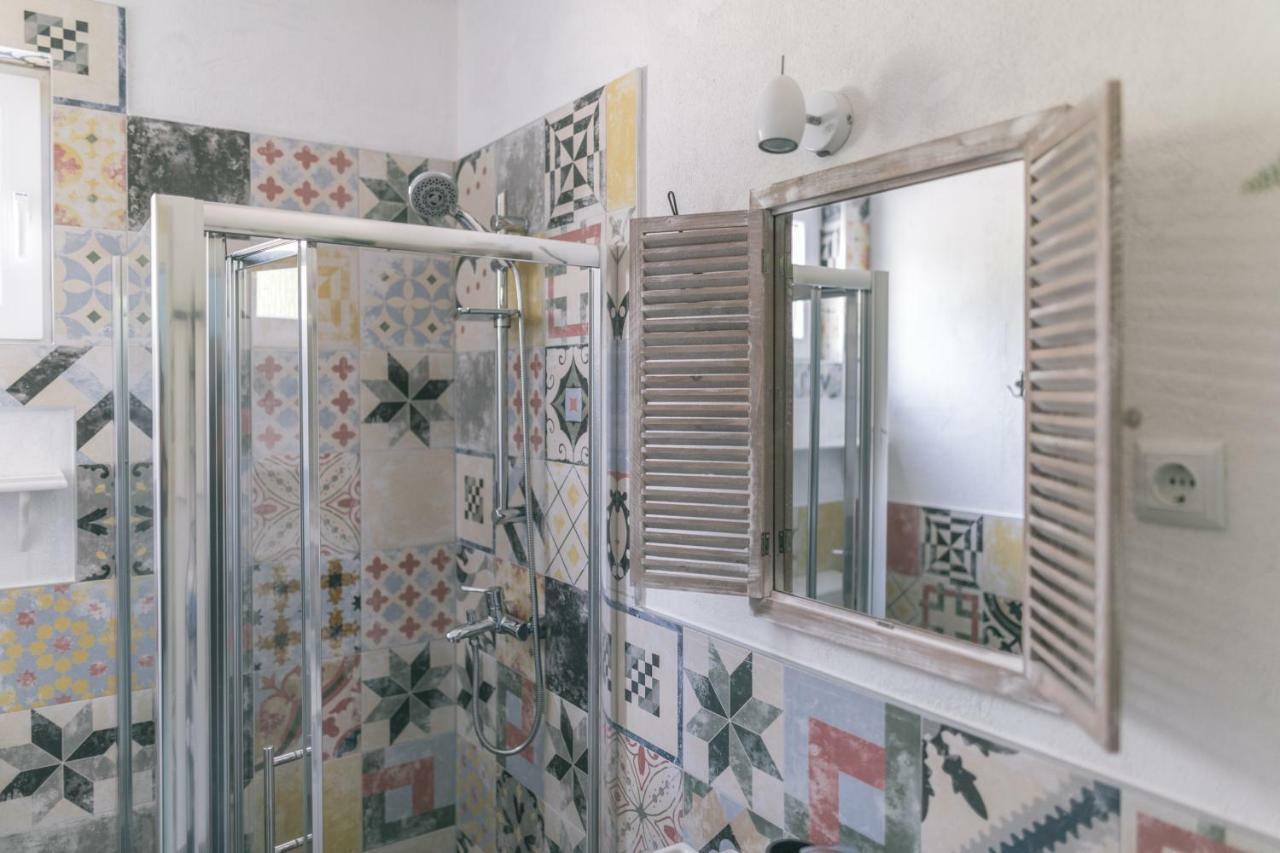 Apartamento Hedon-Stone Starigrad Paklenica Exterior foto