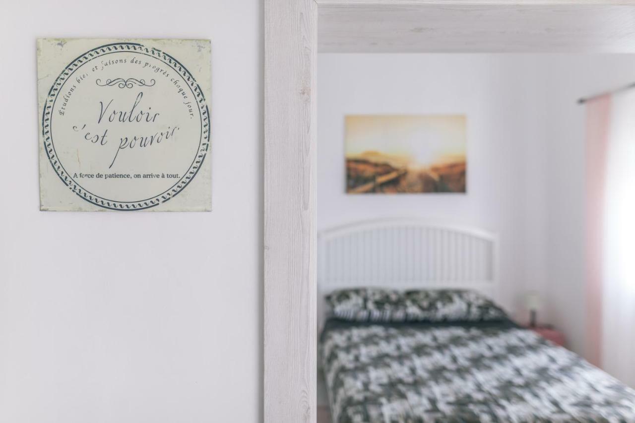 Apartamento Hedon-Stone Starigrad Paklenica Exterior foto